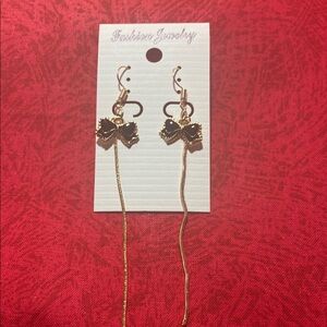 Elegant Black and Gold Bow Earrings